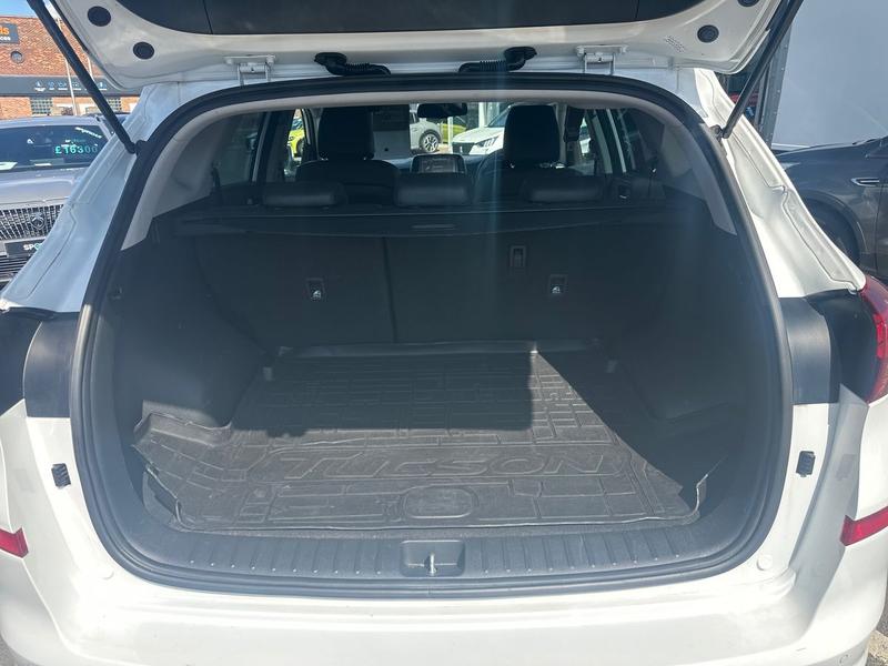 Used Hyundai TUCSON NX21YVF 18