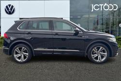 VOLKSWAGEN Tiguan Photo 4