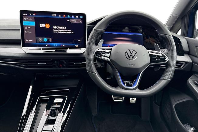 VOLKSWAGEN Golf Photo 11