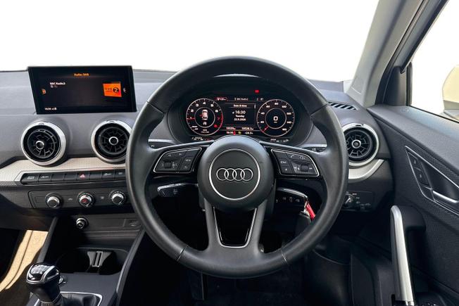 AUDI Q2 Photo 11