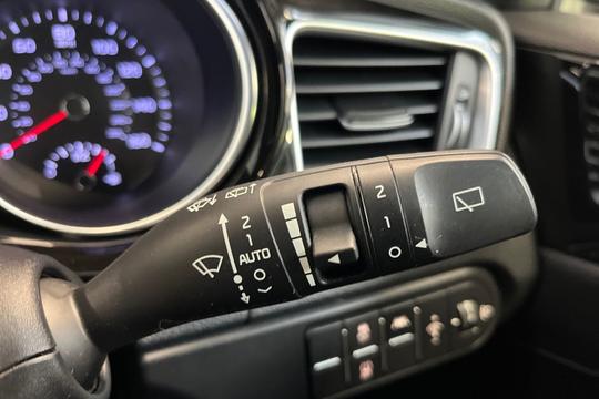 Kia Ceed Photo autoimg-3e8b79115dad7452c5e4c18a771f98be9242d9b9.jpg