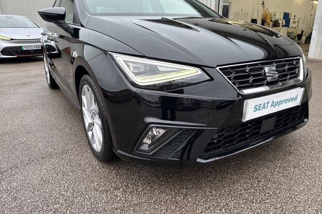 SEAT Ibiza Photo 19