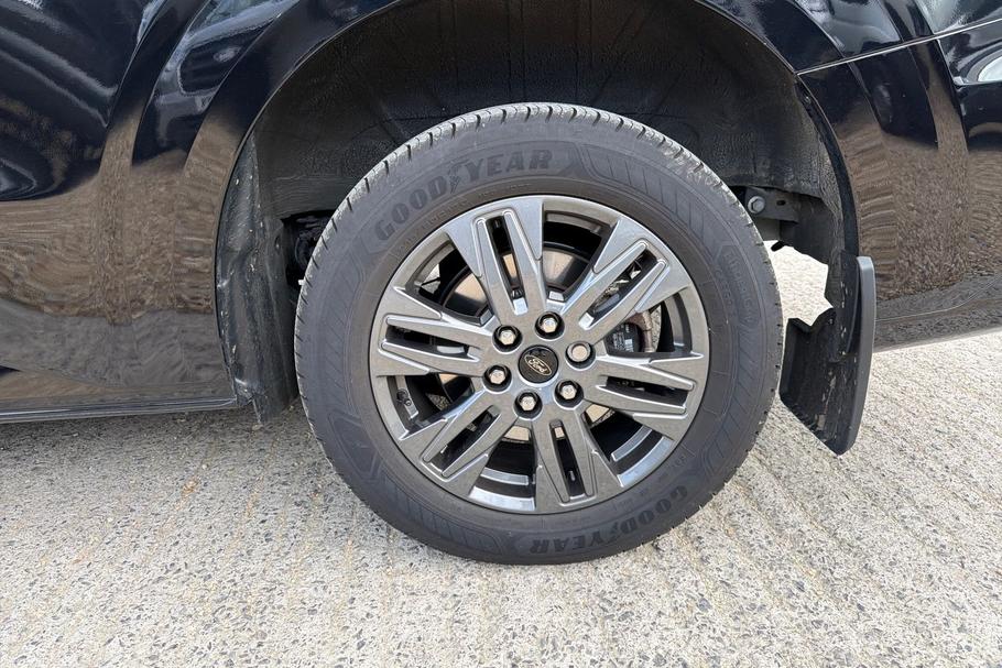 Used Ford TRANSIT CUSTOM MT75FFB 17