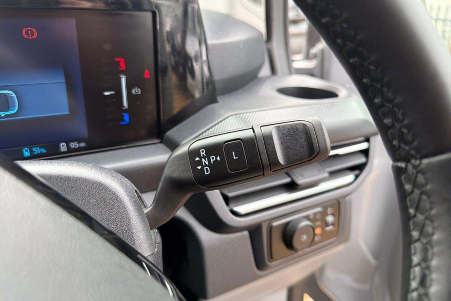 Ford E-TRANSIT CUSTOM Photo autoimg-3e94418f477bc81297aedc18f4da25e1bc822d0b.jpg