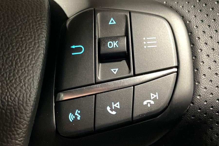 Ford Focus Photo autoimg-3e96c4ab1aaa5ba619e622645412d6153c3e74f7.jpg