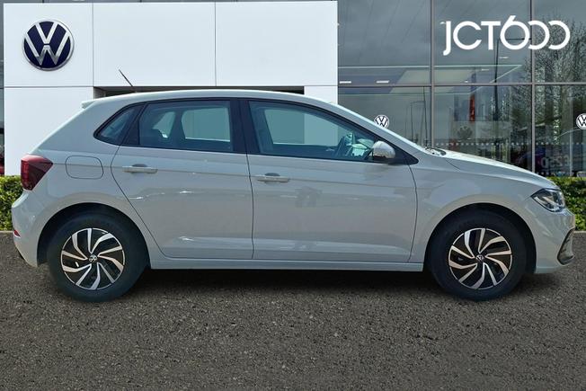 VOLKSWAGEN Polo Photo 4