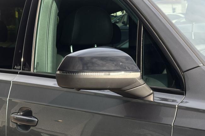 AUDI Q7 Photo 20