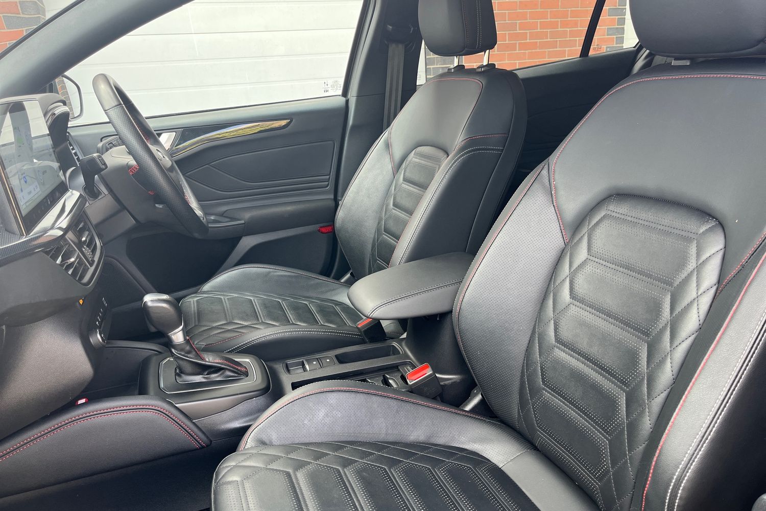 Ford FOCUS Photo 18