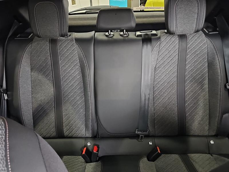 Used Peugeot E-208 YS24BXA 29