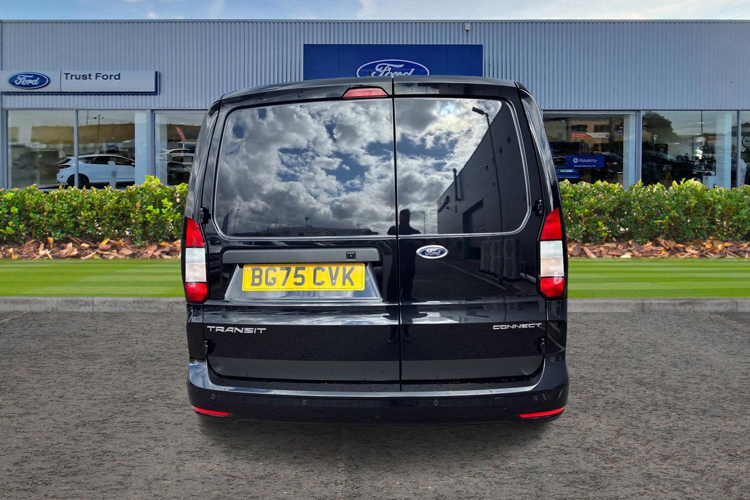 Ford TRANSIT CONNECT Photo 12