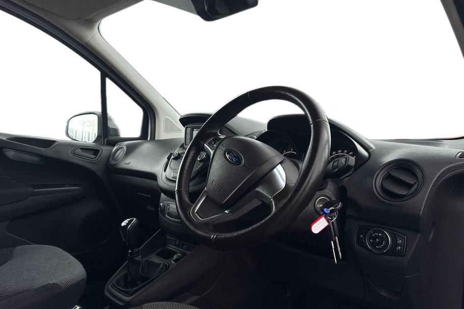 Used Ford TRANSIT COURIER ML22YKK 14