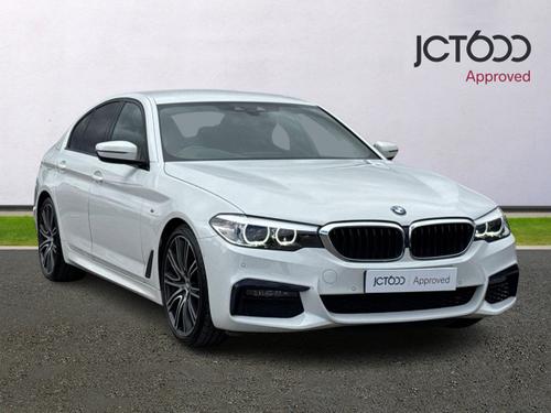 BMW 5 Series 3.0 530d M Sport Saloon 4dr Diesel Auto xDrive Euro 6 (s/s) (265 ps)
