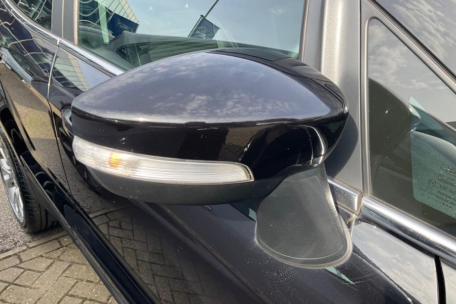 Ford EcoSport Photo autoimg-3eab0bde9f581cbac8a967c2fa72a41f854fb774.jpg