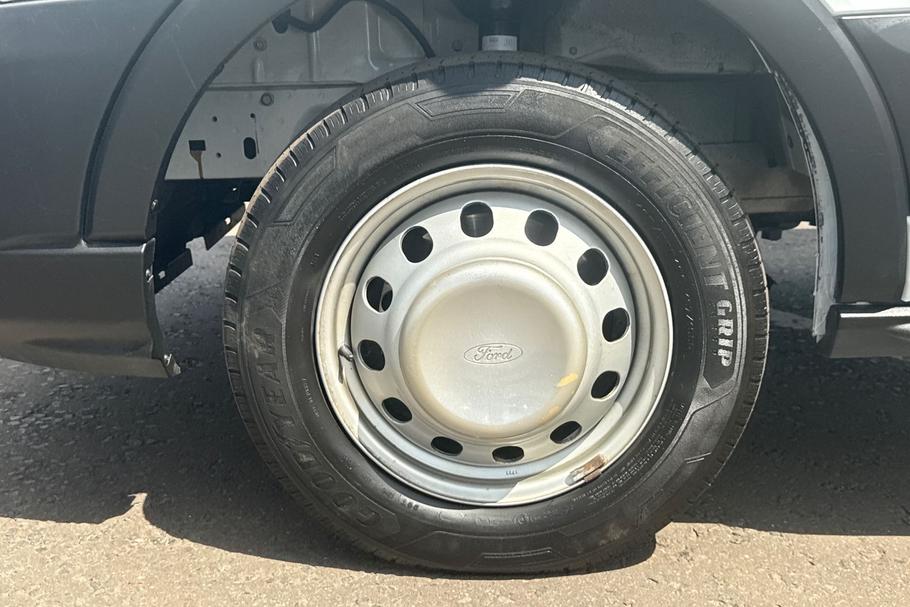 Used Ford TRANSIT WR75VRJ 17