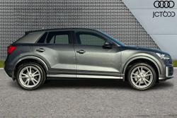 AUDI Q2 Photo 4