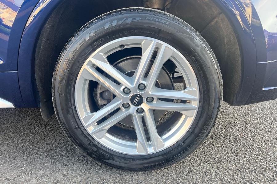Audi Q5 Photo autoimg-3eb54ffb972a672e914f8d9b9b4a7568ee284da0.jpg