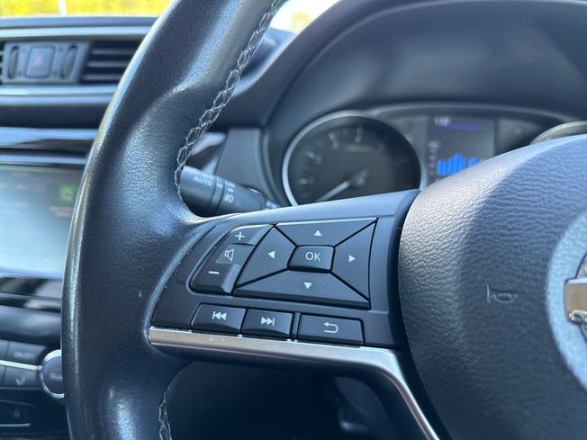 NISSAN Qashqai Photo 16