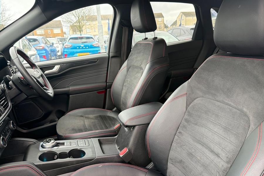 Ford KUGA Photo autoimg-3ebf26c9c1709fc187f430479ac7d4e2905b1594.jpg