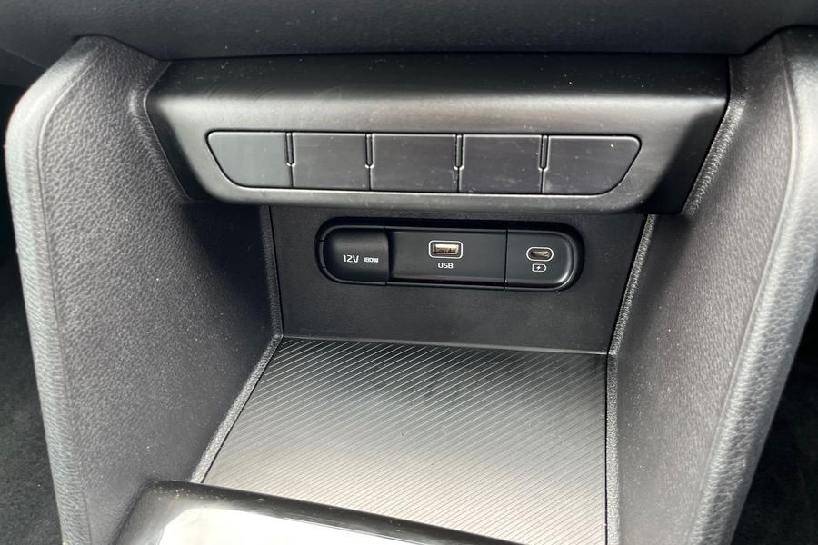 Kia SPORTAGE Photo autoimg-3ec0d3f7543847697830e1325eeaab9d0825a3b0.jpg