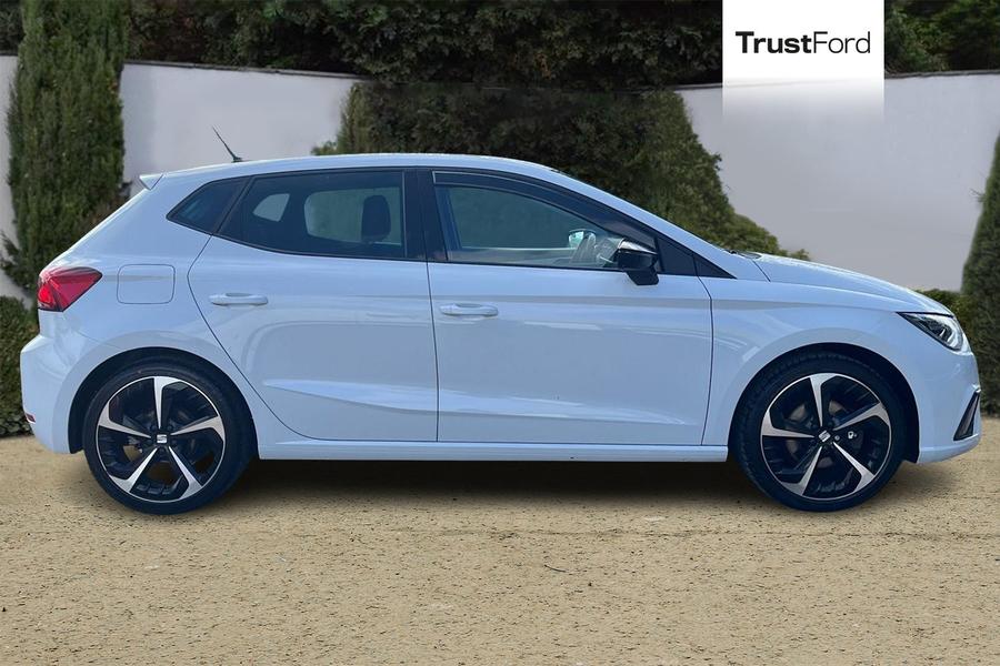 SEAT IBIZA Photo autoimg-3ec40a97751e82898eb0a6acca3c23ec5cd93678.jpg