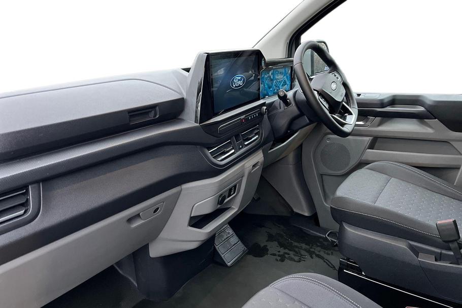 Used Ford TRANSIT CUSTOM YO25URE 3