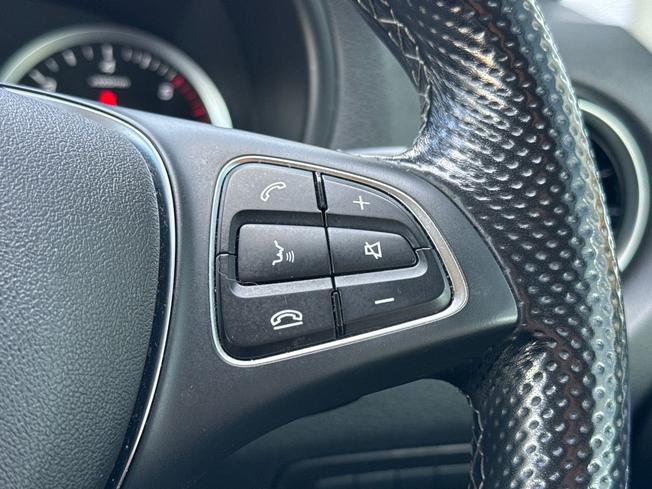 Mercedes-Benz Vito Photo 17