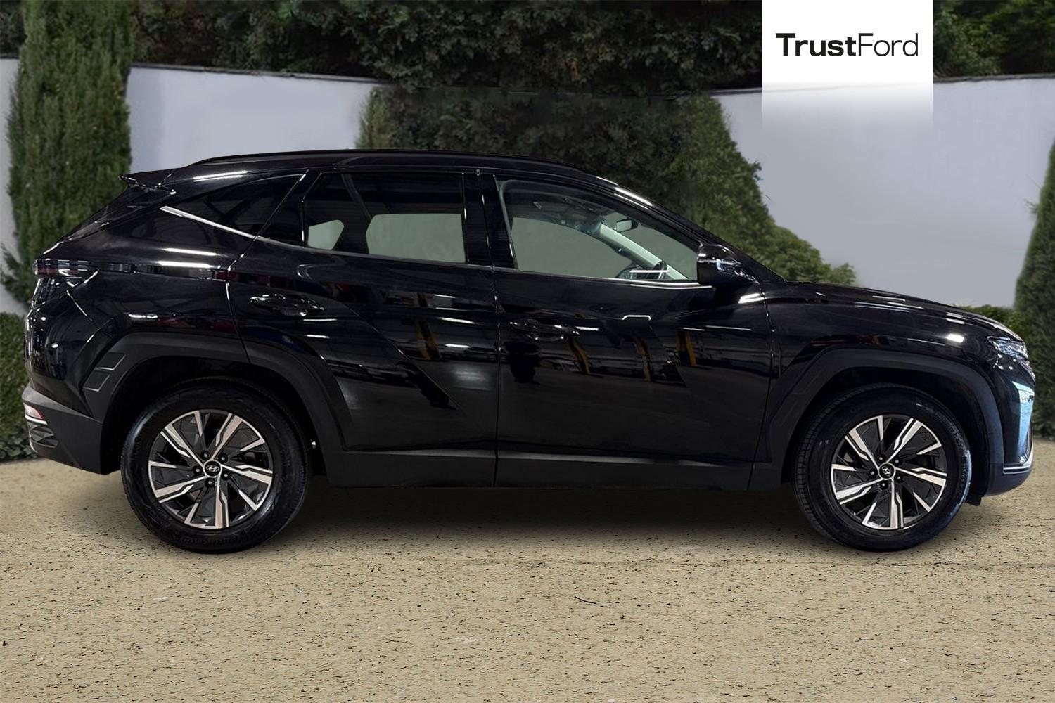Hyundai TUCSON Photo 2