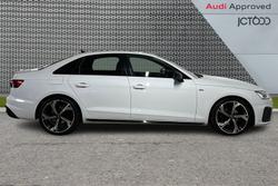 Audi A4 Photo 4