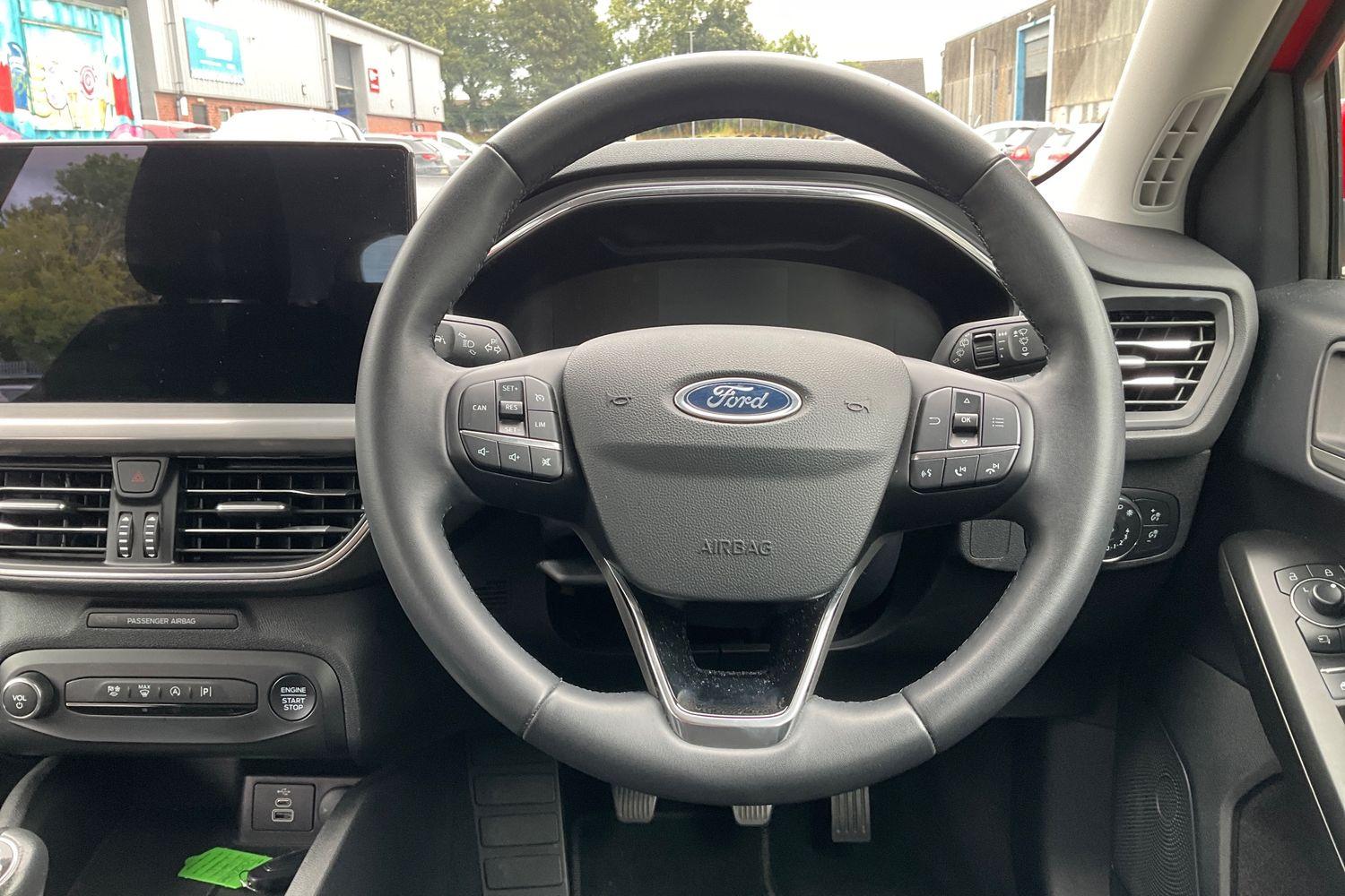 Ford Focus Photo 11