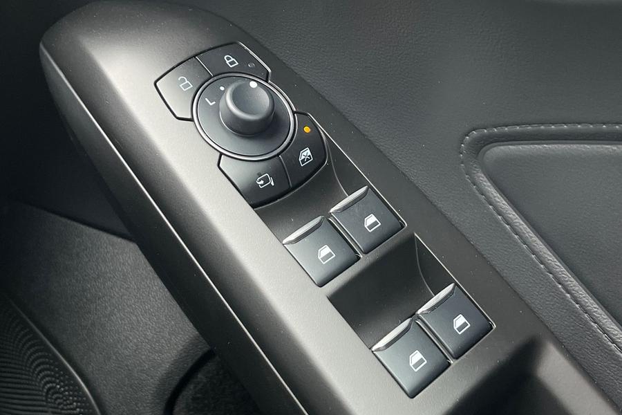Ford Focus Photo autoimg-3ecec9f2346a01d4efdf885245512fcf5ef21cc7.jpg