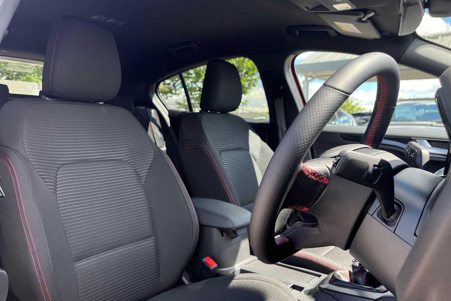 Ford Focus Photo 16