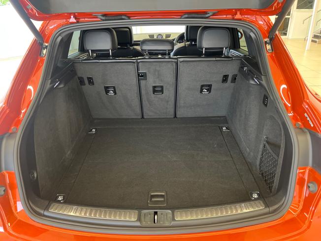 PORSCHE Macan Photo 19