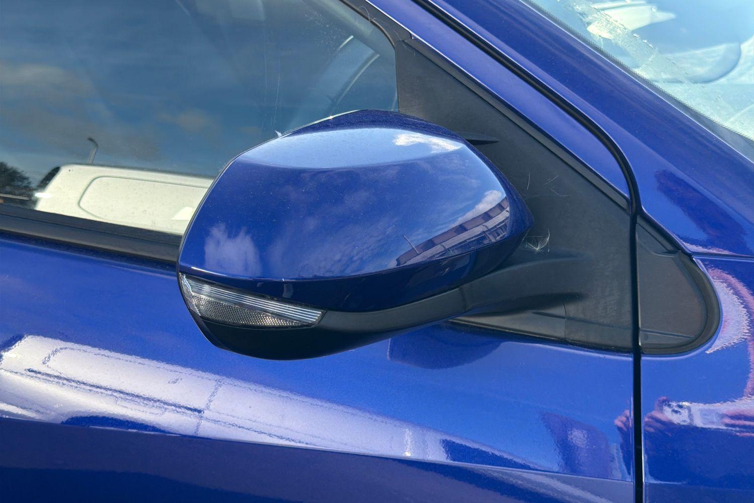 Toyota Yaris Photo 36