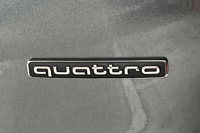 Audi Q3 Photo 36