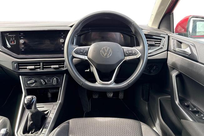 VOLKSWAGEN Polo Photo 11