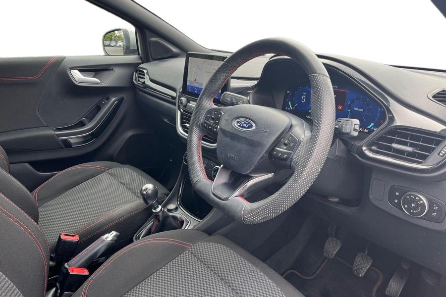 Ford PUMA Photo autoimg-3eda86e8325494000c63aceb987c4813f97650e6.jpg