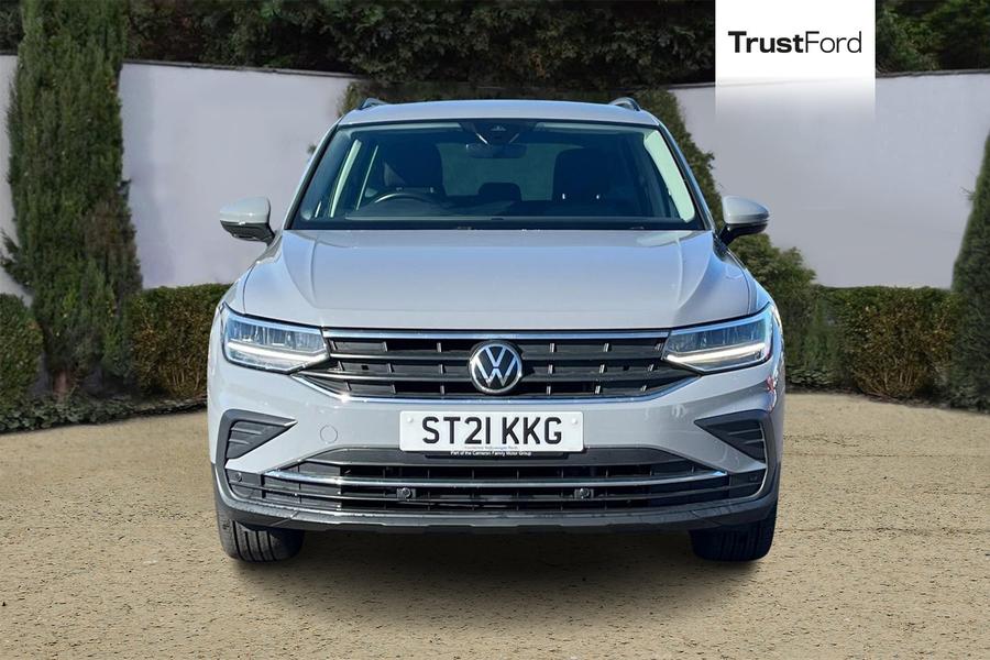 Volkswagen TIGUAN Photo autoimg-3edbf35187576cae200ce687db15085f5ceedd11.jpg