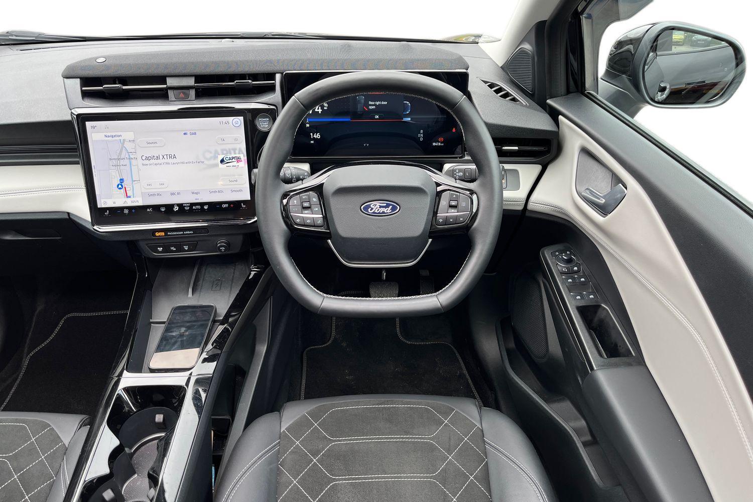 Ford Puma Gen-E Photo 10