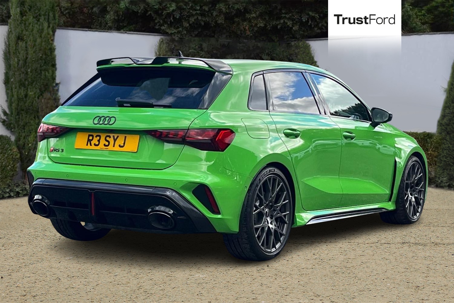 Audi RS3 Photo 3