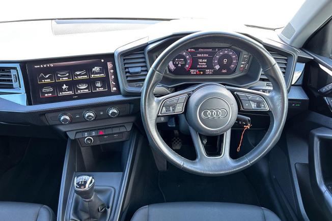 AUDI A1 Photo 11