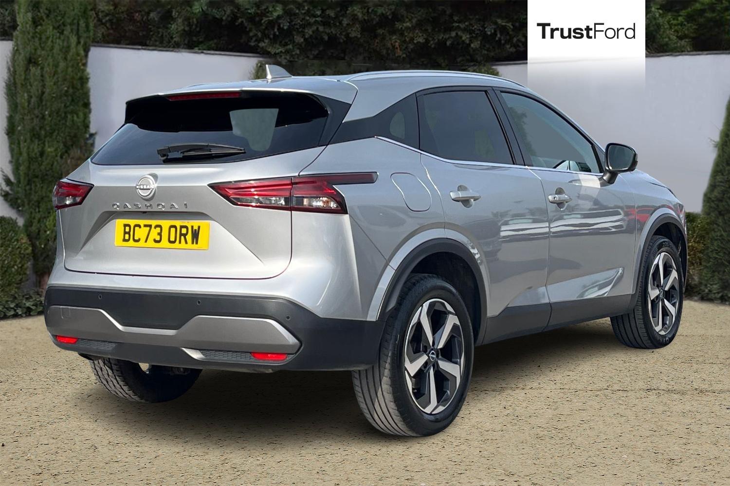 Nissan QASHQAI Photo 3