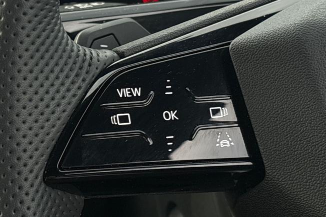 AUDI Q3 Photo 16