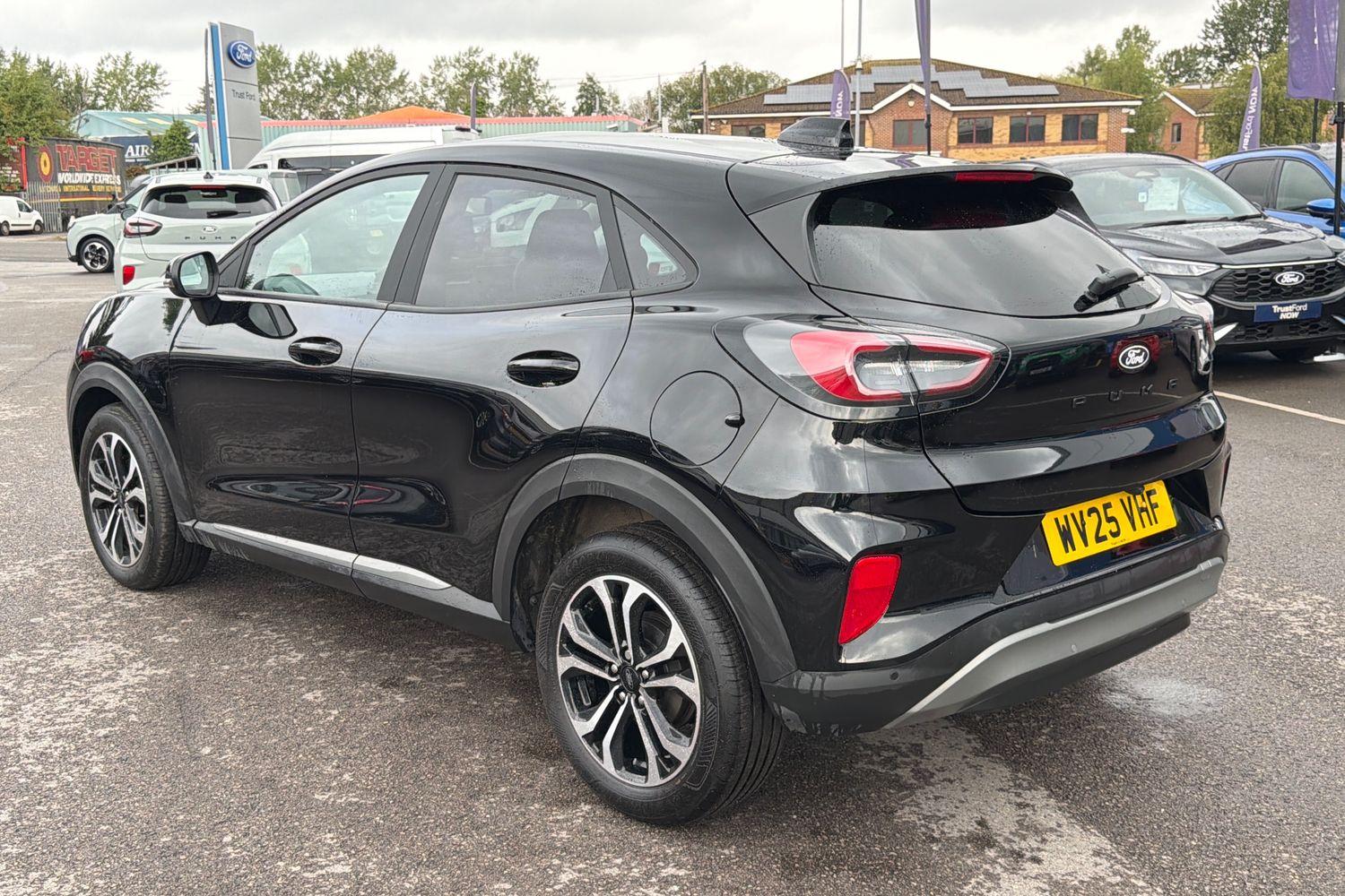 Ford PUMA Photo 39