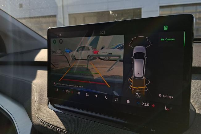 ŠKODA Enyaq Photo 23