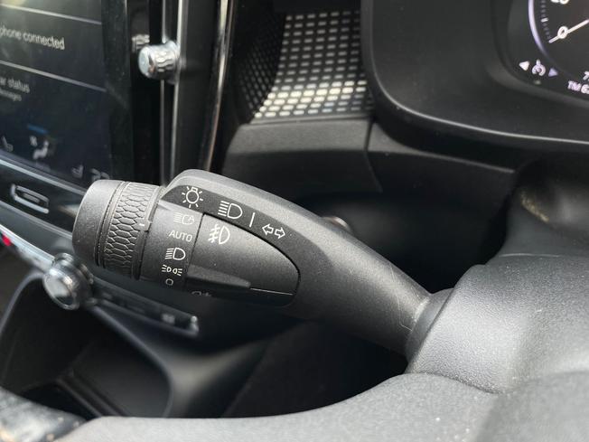 VOLVO XC40 Photo 22