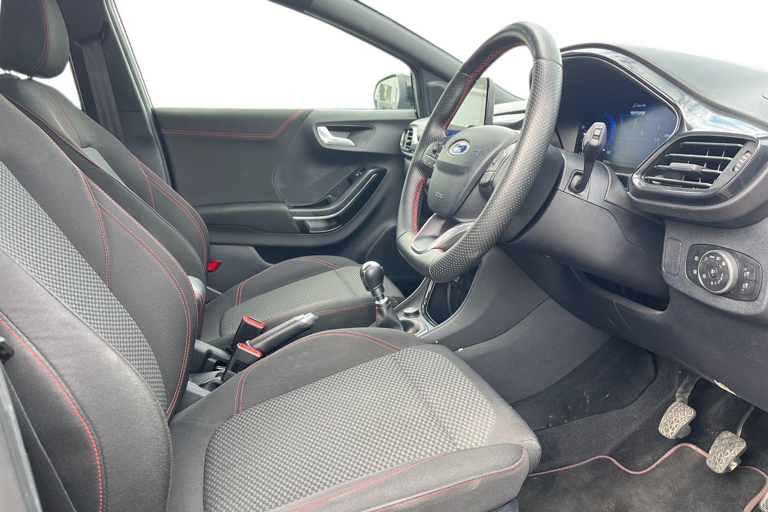 Ford PUMA Photo 8