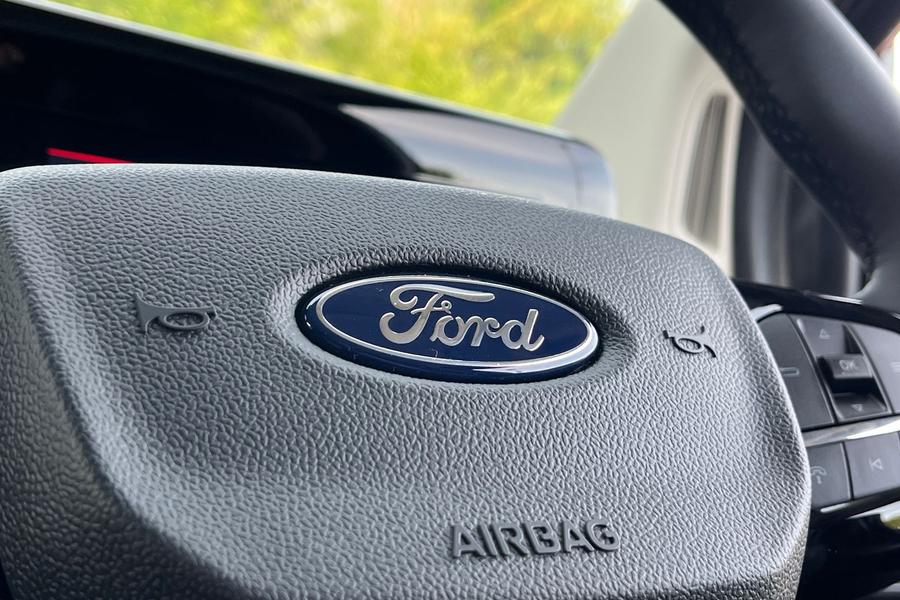 Ford Transit Custom Photo autoimg-3efa67051376fb865f73a63caeb51f68b985a841.jpg