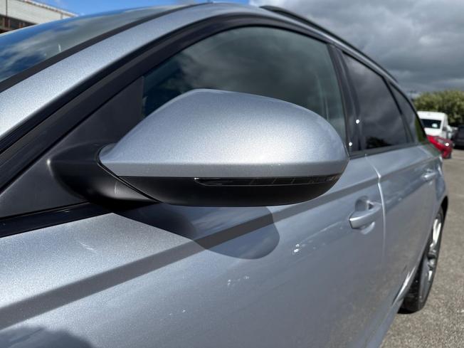 AUDI A6 Avant Photo 19