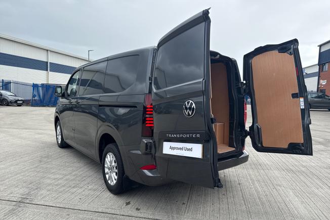 VOLKSWAGEN Transporter Photo 30