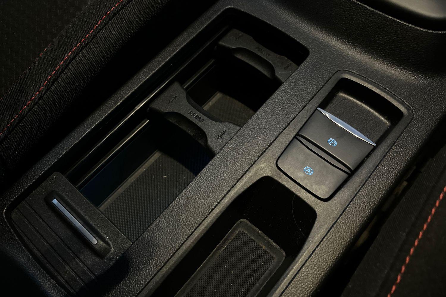 Ford FOCUS Photo 36